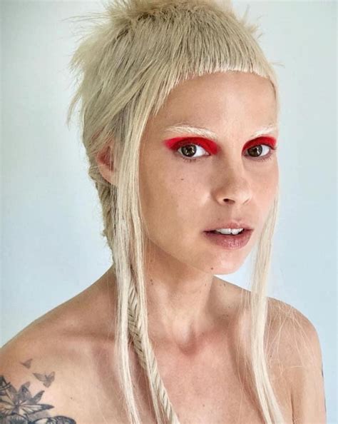 yolandi visser naked|Yolandi Visser Nude Photo Collection .